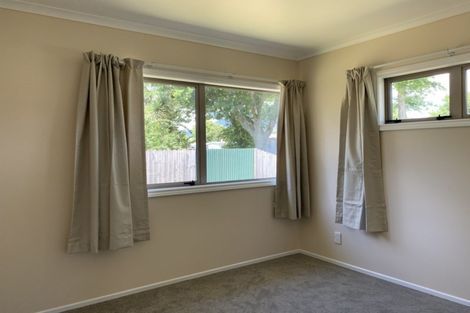 Photo of property in 6 Toi Grove, Turangi, 3334