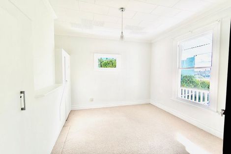 Photo of property in 17 Farley Street, Kaikorai, Dunedin, 9010