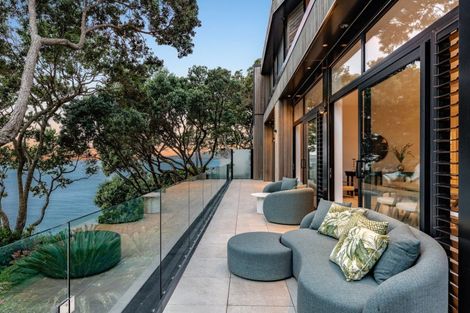 Photo of property in 218a Lake Road, Hauraki, Auckland, 0622