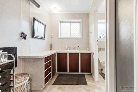 Photo of property in 82 Clark Road, Pahurehure, Papakura, 2113