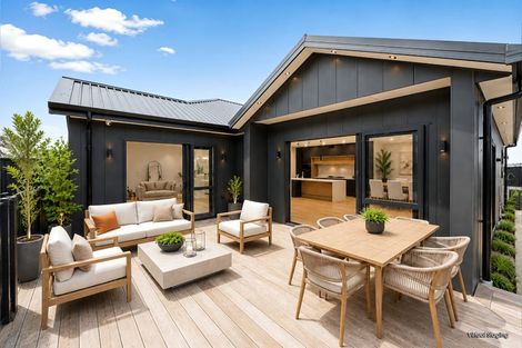 Photo of property in 7 Halcyon Bay Lane, Wainui, 0992