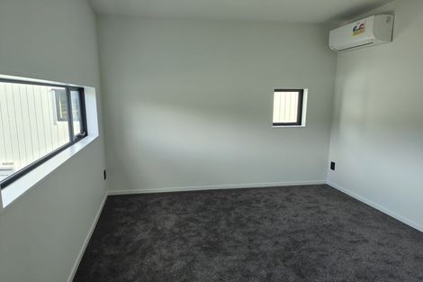 Photo of property in 2 Embling Place, Eastern Beach, Auckland, 2012
