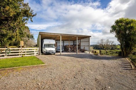 Photo of property in 151 Hickman Road, Urenui, 4375