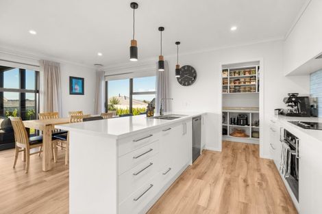 Photo of property in 2/84 Gateway Drive, Te Awamutu, 3800