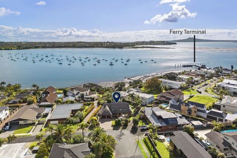 Photo of property in 23 Clyside Avenue, Half Moon Bay, Auckland, 2012