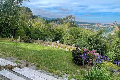 Photo of property in 218 Dyers Pass Road, Cashmere, Christchurch, 8022