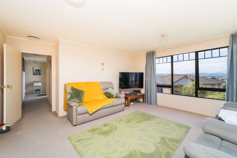 Photo of property in 14 Jordan Way, Kelvin Grove, Palmerston North, 4414