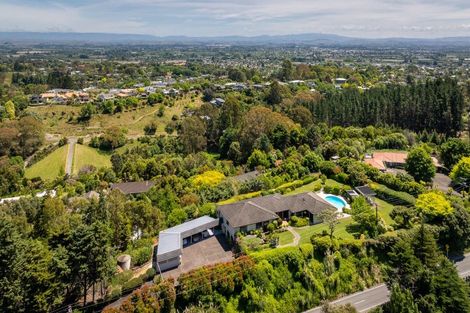 Photo of property in 154 Te Mata Peak Road, Havelock North, 4130