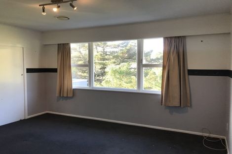 Photo of property in 18 Glen Alton Avenue, Paparangi, Wellington, 6037