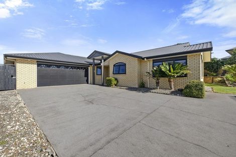 Photo of property in 4 Willow Place, Whalers Gate, New Plymouth, 4310