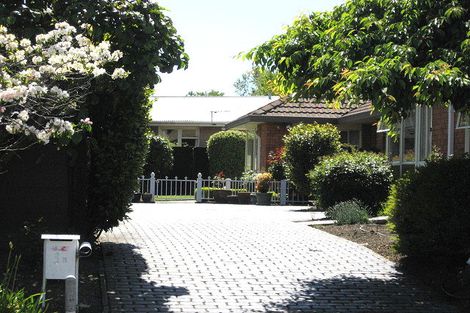 Photo of property in 2/3 Cottesmore Close, Burnside, Christchurch, 8053