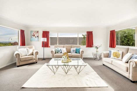 Photo of property in 92 Cyril French Drive, Flat Bush, Auckland, 2016