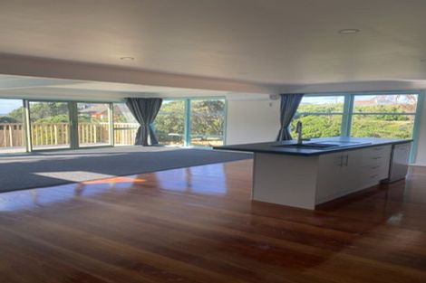 Photo of property in 31 View Road, Titahi Bay, Porirua, 5022