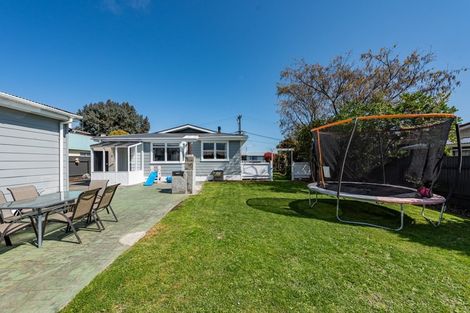 Photo of property in 3 Martin Street, Waikanae, 5036