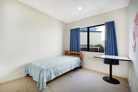Photo of property in 11 Rakich Place, Henderson, Auckland, 0612