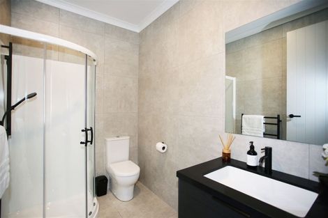 Photo of property in 5 Braxonne Close, Pukekohe, 2120