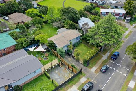 Photo of property in 4 Burndale Terrace, Manurewa, Auckland, 2102