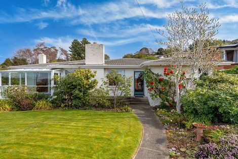 Photo of property in 21 Honeystone Street, Helensburgh, Dunedin, 9010