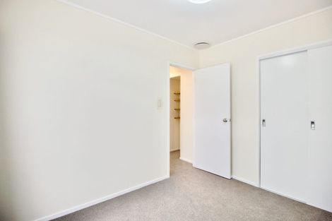 Photo of property in 1/5 Teviot Place, Totara Vale, Auckland, 0629