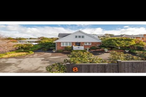 Photo of property in 8 Forrest Hill Road, Forrest Hill, Auckland, 0620
