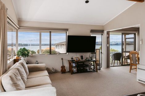 Photo of property in 103 Harbour View Road, Omokoroa, 3114