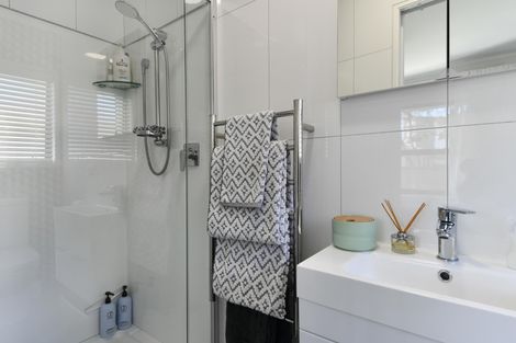 Photo of property in 4 Rutherford Street, Otumoetai, Tauranga, 3110