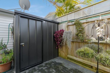 Photo of property in 11 Kamahi Crescent, Papamoa Beach, Papamoa, 3118