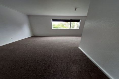 Photo of property in 1/27a Randwick Road, Northland, Wellington, 6012