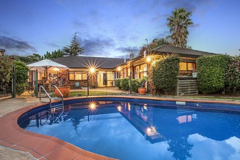 Photo of property in 3 Carlinka Place, Conifer Grove, Takanini, 2112