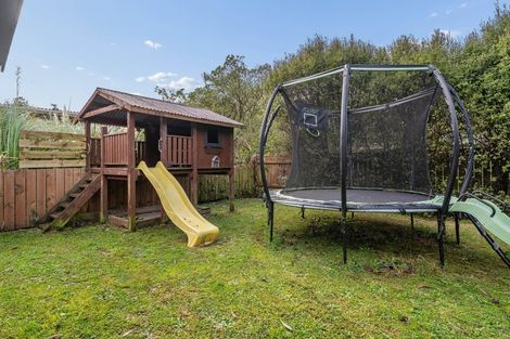 Photo of property in 26 Woolwich Close, Whitby, Porirua, 5024
