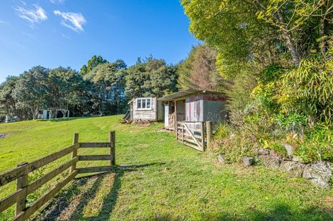 Photo of property in 341 Kanohi Road, Kaukapakapa, 0873