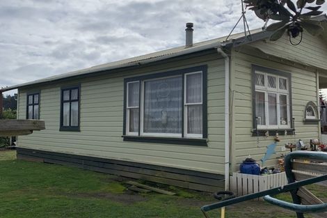 Photo of property in 21a Easton Street, Foxton, 4814