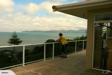 Photo of property in 19 The Crescent, Raumati South, Paraparaumu, 5032