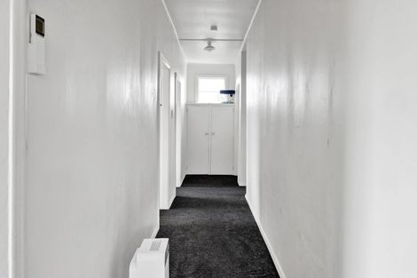 Photo of property in 11 Caplen Street, Hawera, 4610