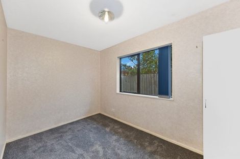 Photo of property in 2/33 Raupo Street, Bromley, Christchurch, 8062