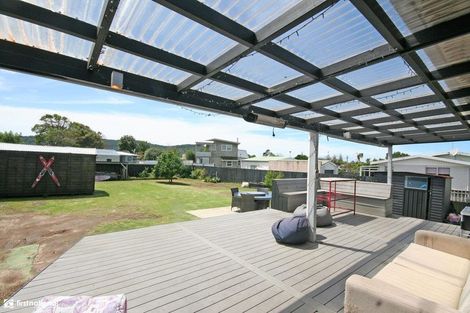 Photo of property in 114 Chartwell Avenue, Whangamata, 3620