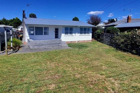 Photo of property in 2/15 Tasman Drive, Opaheke, Papakura, 2113