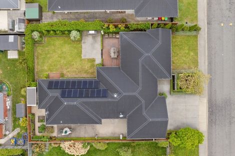 Photo of property in 8 Beech Drive, Rangiora, 7400