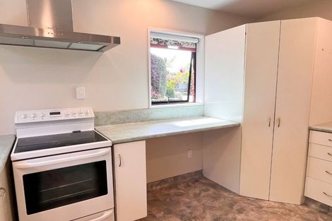 Photo of property in 9 Ilkley Place, Ilam, Christchurch, 8041