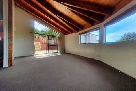 Photo of property in 32 Ronald Macken Place, Windsor Park, Auckland, 0632