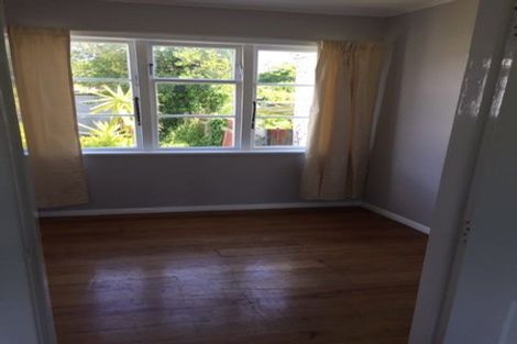 Photo of property in 125 Oxford Terrace, Epuni, Lower Hutt, 5011