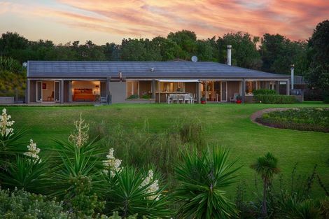 Photo of property in 82 Tern Point, Mangawhai, 0975