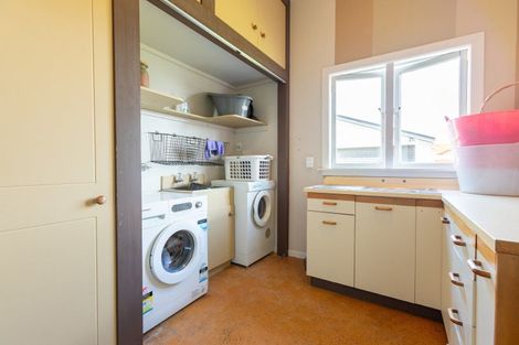 Photo of property in 46 Swinburn Street, Dannevirke, 4930