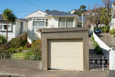 Photo of property in 57 Severn Street, Island Bay, Wellington, 6023