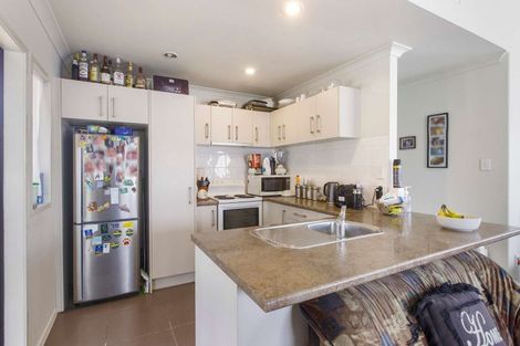 Photo of property in 114 Porchester Road, Papakura, 2110