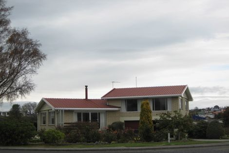 Photo of property in 11 Centennial Avenue, Balclutha, 9230
