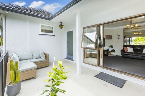 Photo of property in 73 Kamahi Street, Stokes Valley, Lower Hutt, 5019