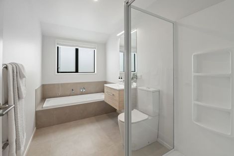 Photo of property in 11 Te Rehutai Rise, Welcome Bay, 3112