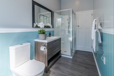 Photo of property in 128 Somerfield Street, Somerfield, Christchurch, 8024