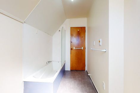 Photo of property in 87a Freyberg Street, Lyall Bay, Wellington, 6022